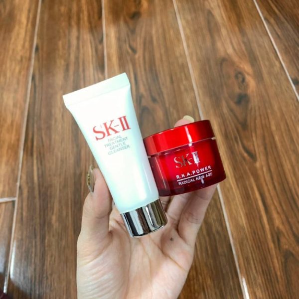 Sk-II Essential Travel Kit - Image 4