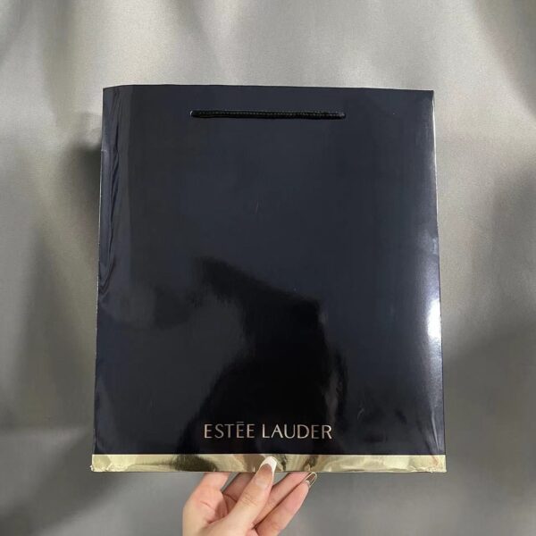 Estée Lauder 2022 Gift Box - Image 4