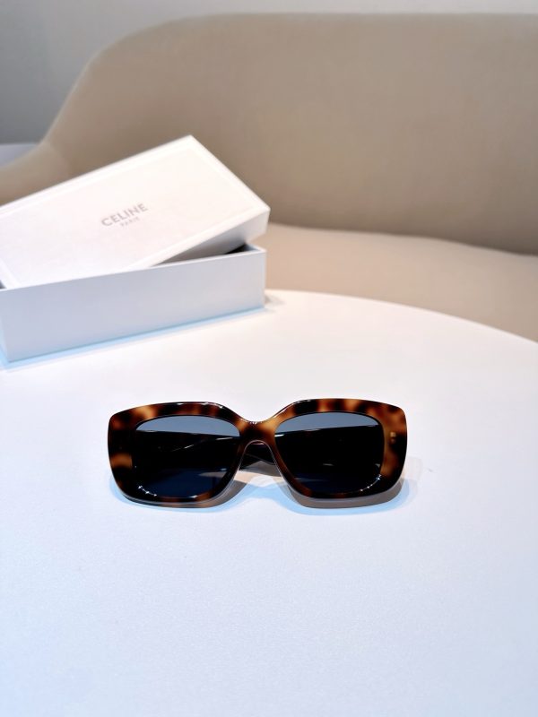 Celine CL40216 Sunglasses - Image 3