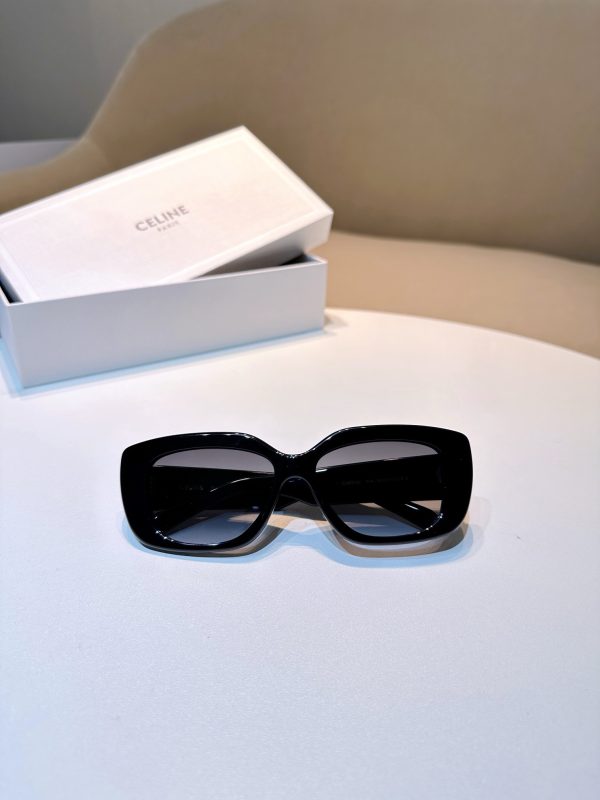 Celine CL40216 Sunglasses - Image 5