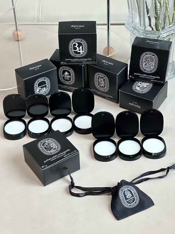 Diptyque Solid Perfume - Image 4