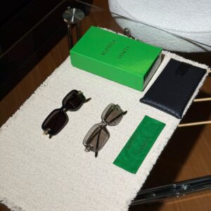 Bottega Veneta Sunglasses BV1440SA